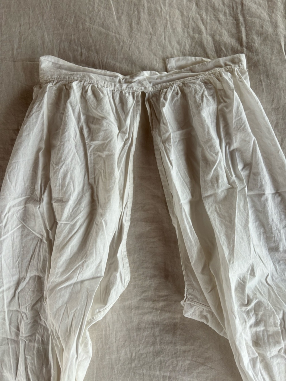 Antique Linen Bloomers - Picture 3 of 8